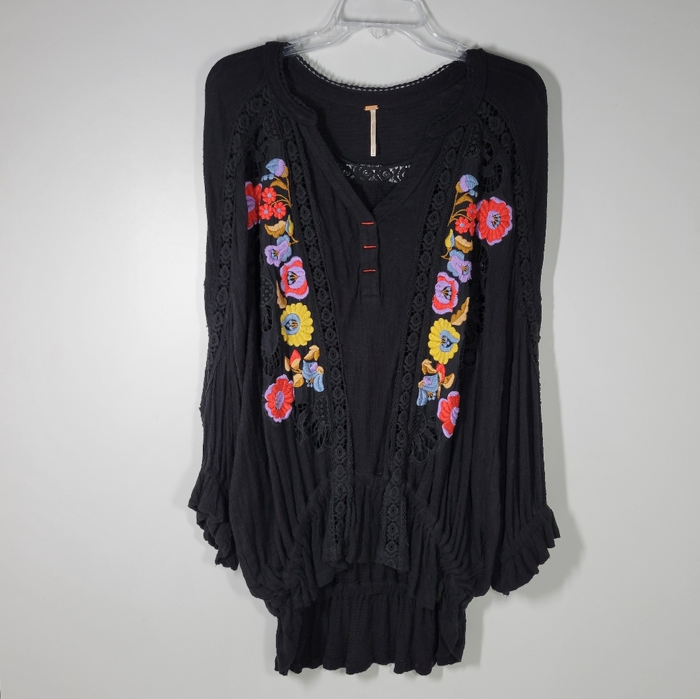 Free People Black Boho Floral Embroidered Oversized Short Sleeve Tunic Top Sz S